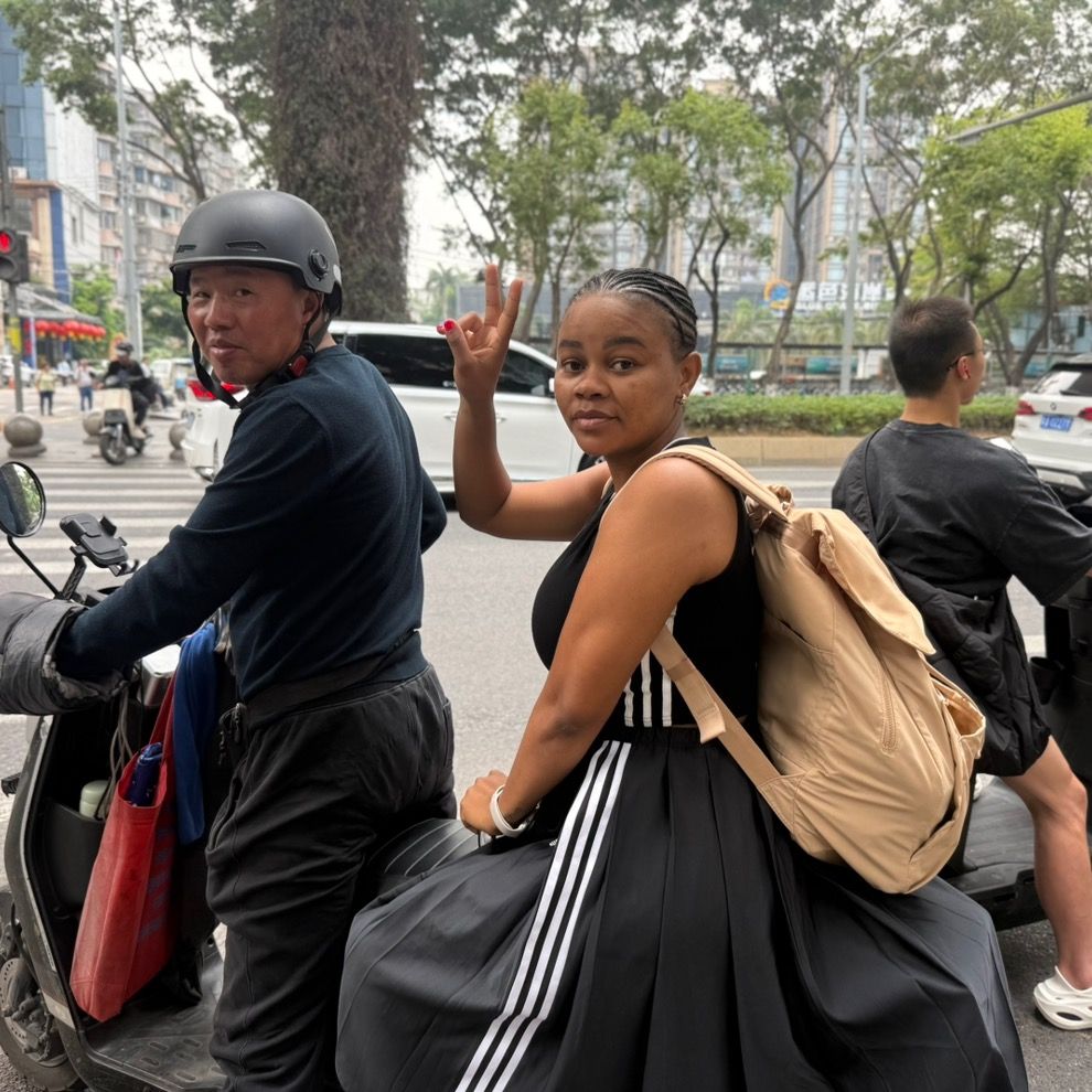 neuwe23 🇿🇦 🇨🇳 🇻🇳 profile