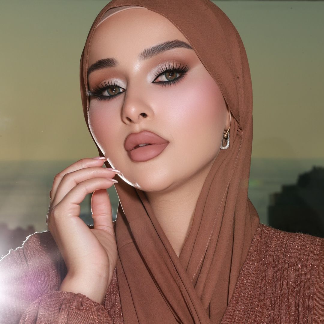 Douha laribii profile