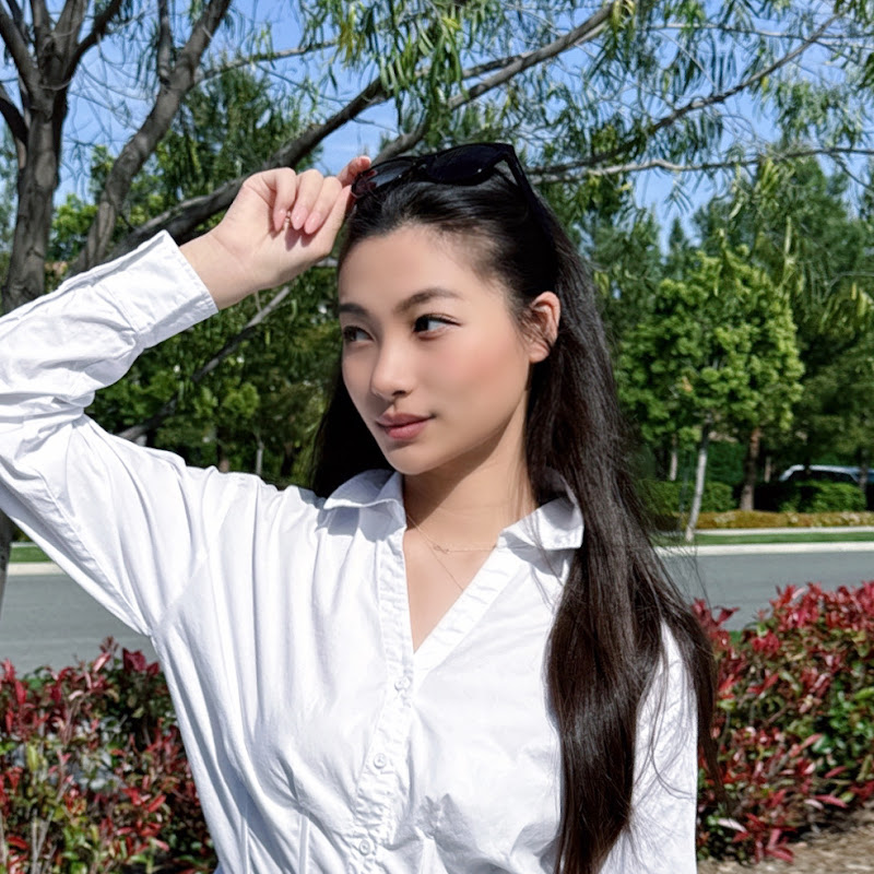 Mia Yilin profile