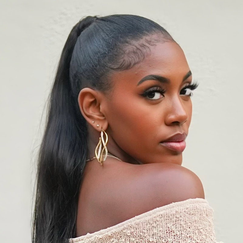 Crystal Nicole profile