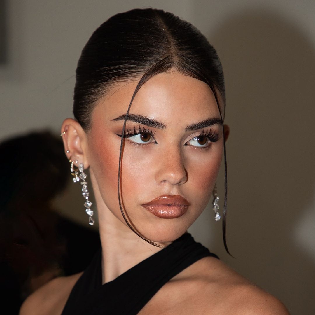 leah halton profile