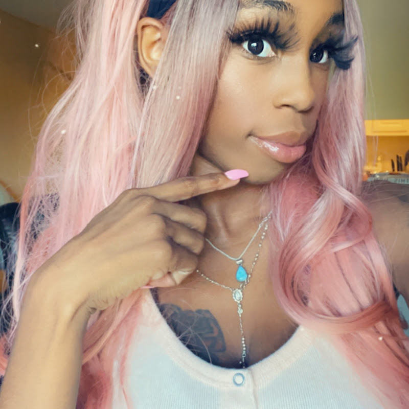 Moneisha F profile