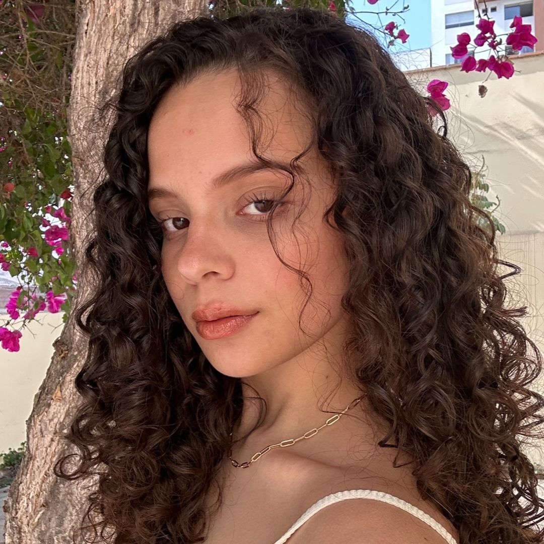 Daniella profile